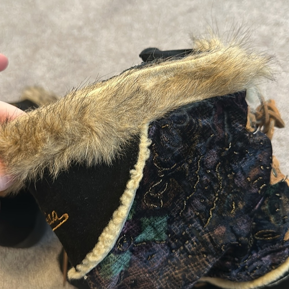 Tecnica Genuine Fur Goat Mukluk Boots GUC Super Warm Wool Lined EU 42 - Picture 9 of 14